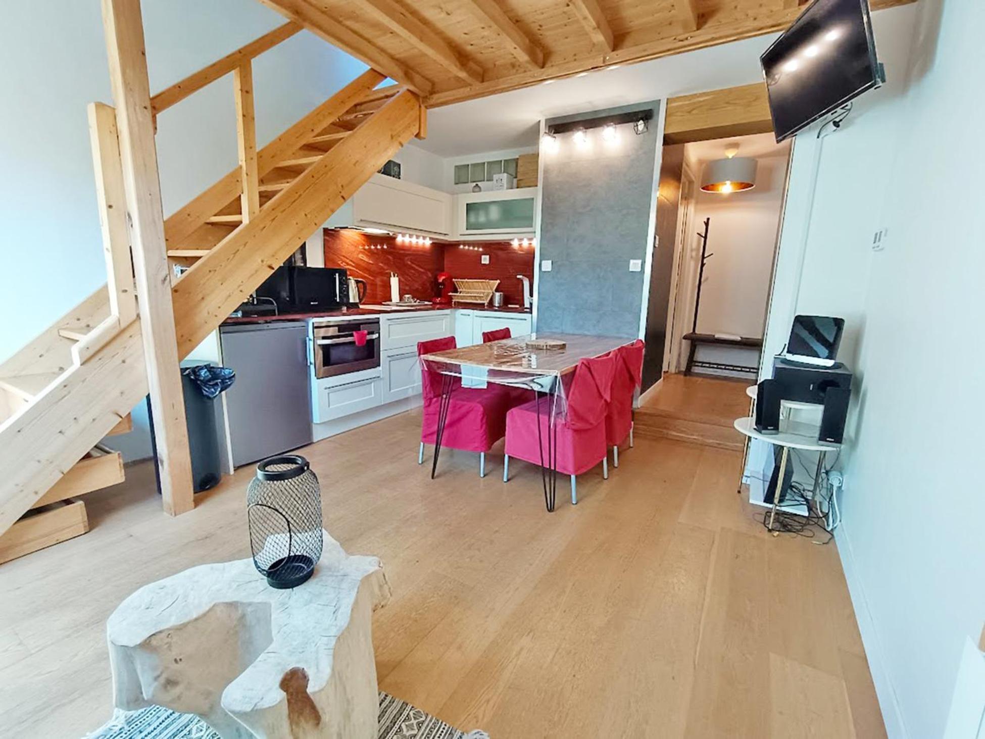 Le Nid De Juliette, T3 Duplex, Parking, Cave Apartment Bagnères-de-Luchon Exterior foto